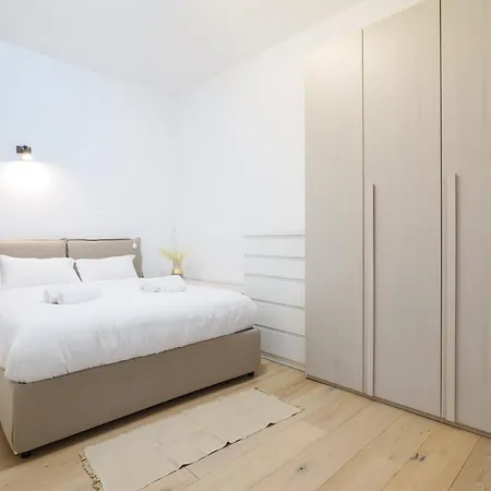 Primopiano - Copernico 10 * Milano